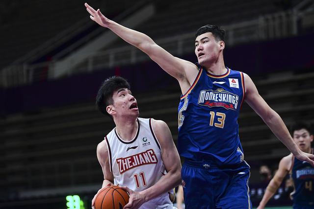 浙江稠州迎法甲关键赛,今晨防线松动,态度坚定,年轻球员得到机会(怒江大桥最惨的一个人)-多米娱乐